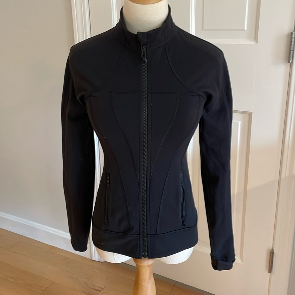 Ivivva Lululemon Girls Black Zip Up Jacket Size 14